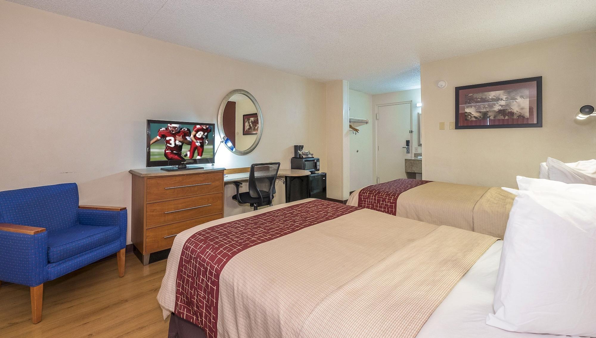 Red Roof Inn & Suites Cleveland - Элирия Экстерьер фото